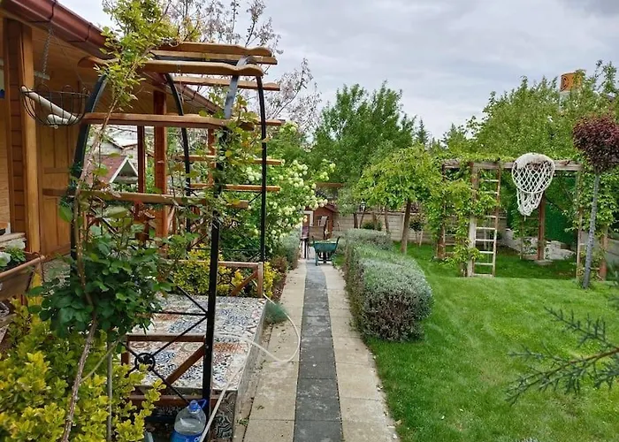 Silenos Stone House *