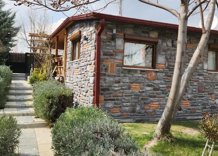 Apartman Silenos Stone House *