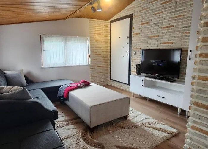 Apartman Silenos Stone House